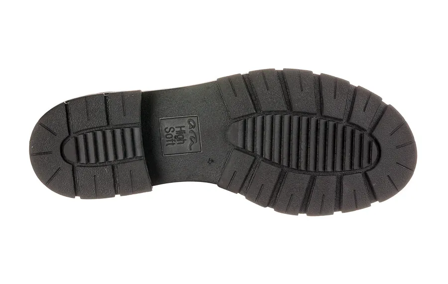 Ara Forage Black