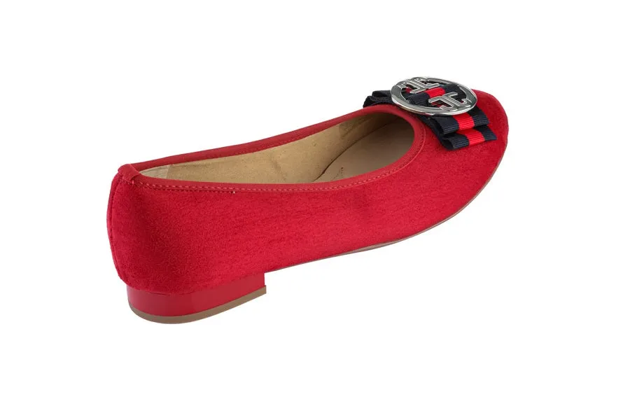 Ara Mia Red