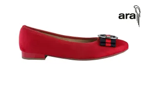 Ara Mia Red