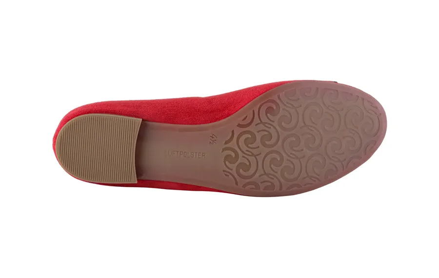 Ara Mia Red
