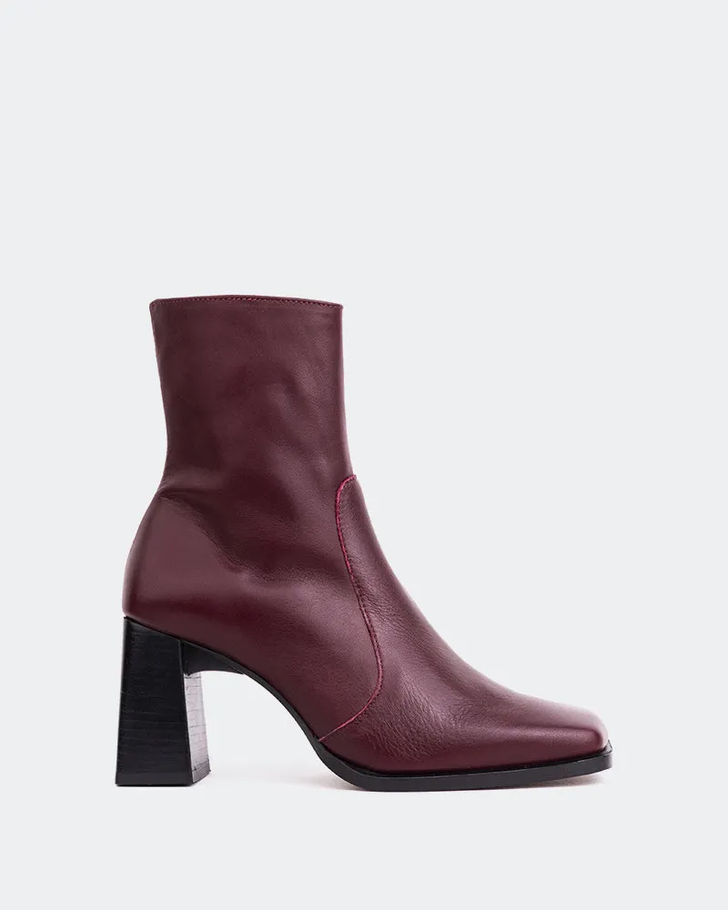 Chard Burgundy Leather