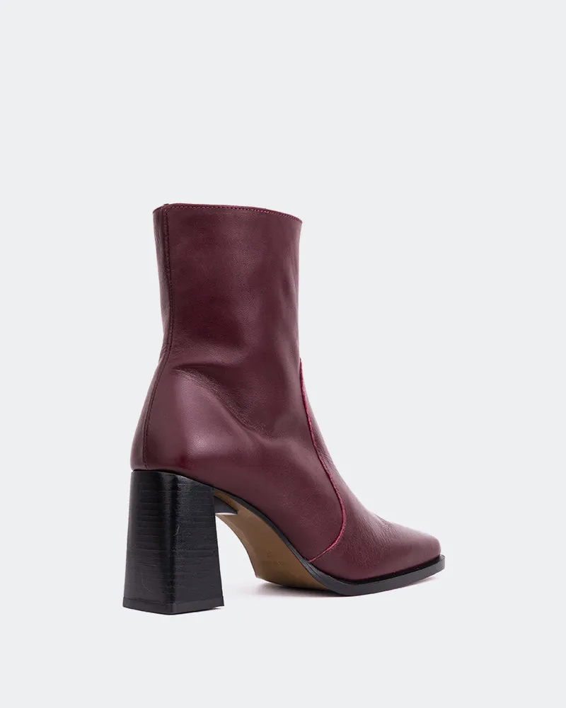 Chard Burgundy Leather