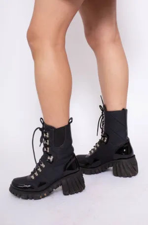 CHUNKY SOLE BOOT