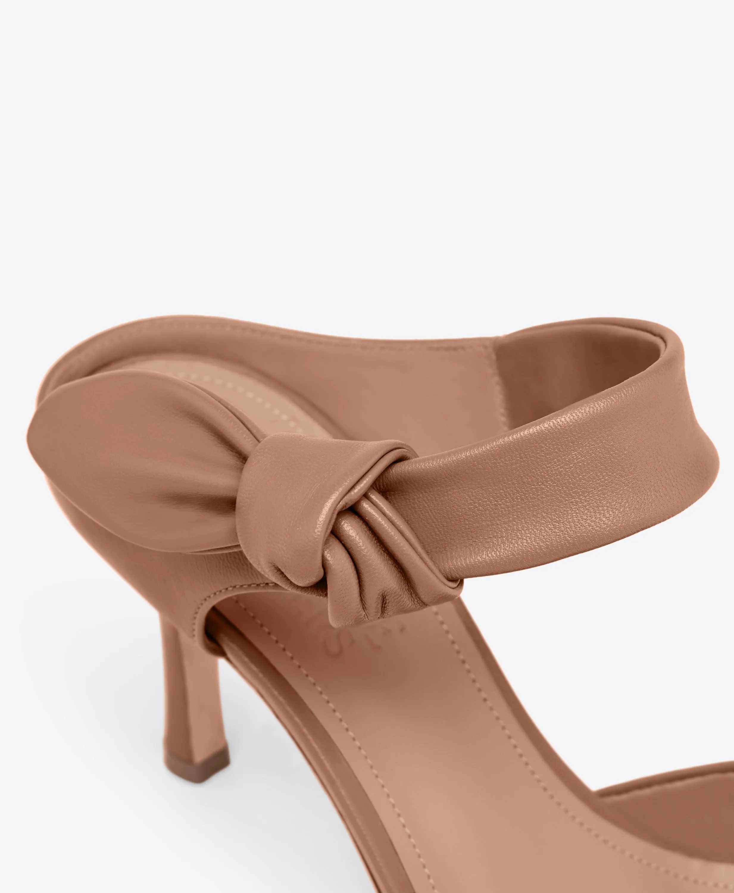 Eartha 80 Blush Leather Mules