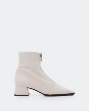 Fleetwood Off White Leather