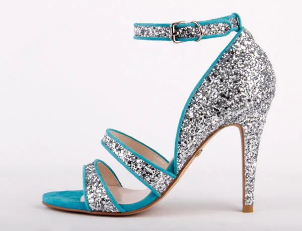 GLITTER IN THE DARK