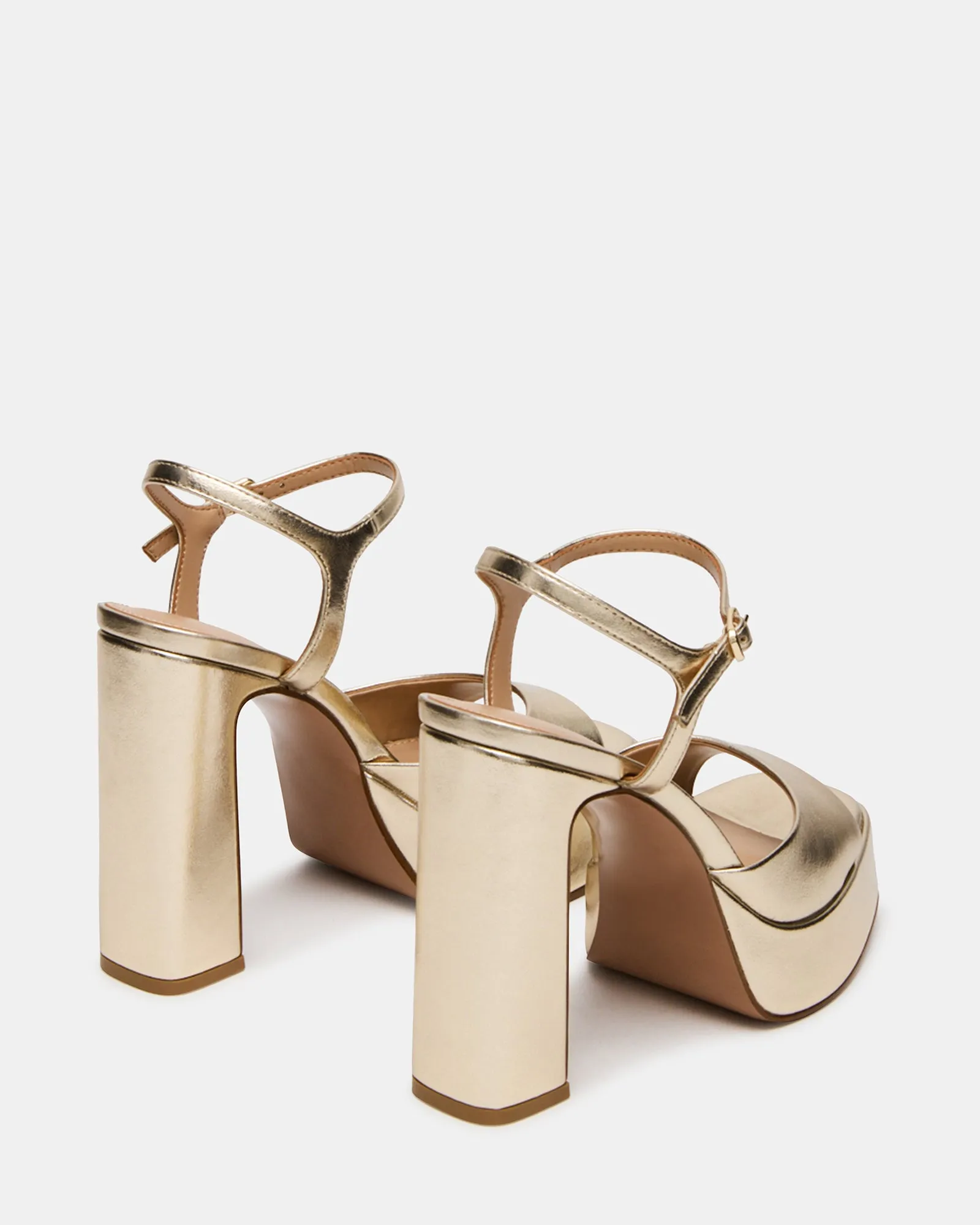 LIANDRA CHAMPAGNE