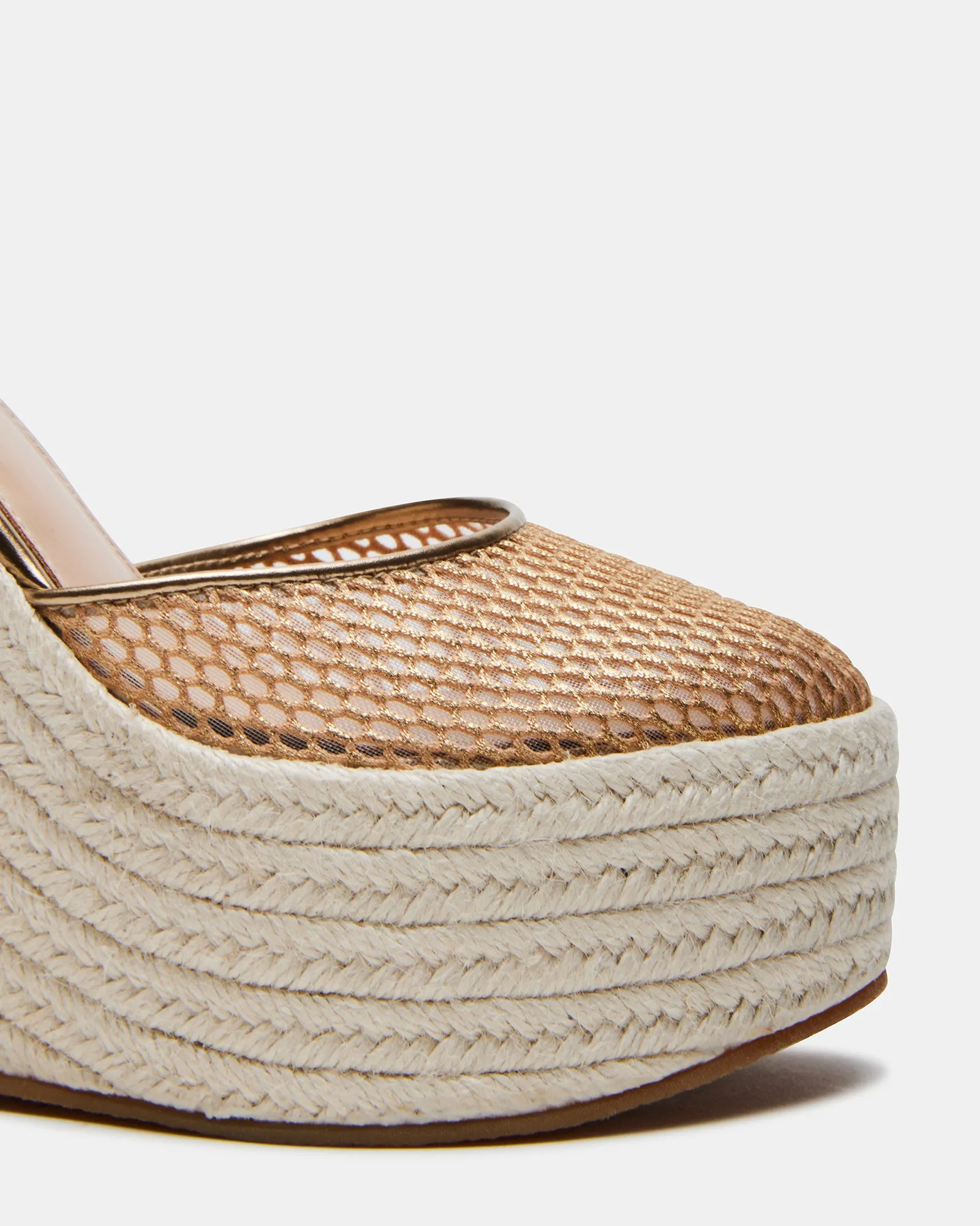 LUCERO METALLIC