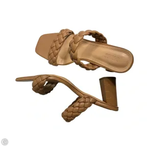 Sandals Heels Block By Clothes Mentor In Tan, Size: 9