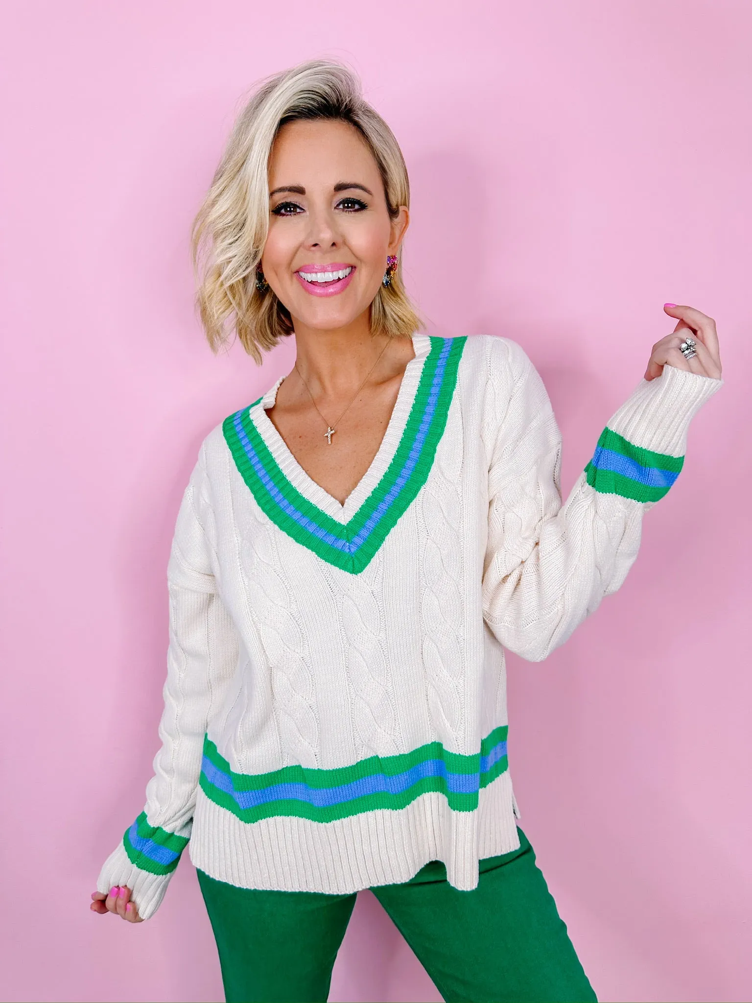 VARSITY GIRL SWEATER - CREAM